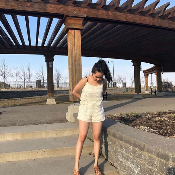 Romper with laces - Picture 2 of 2